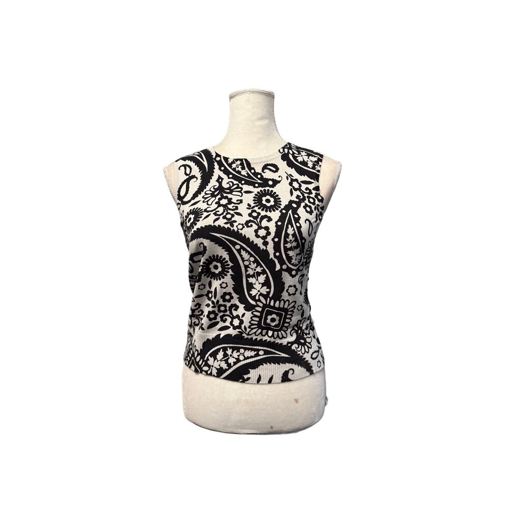 Madison Women’s knit sleeveless top white black paisley blouse size small boho